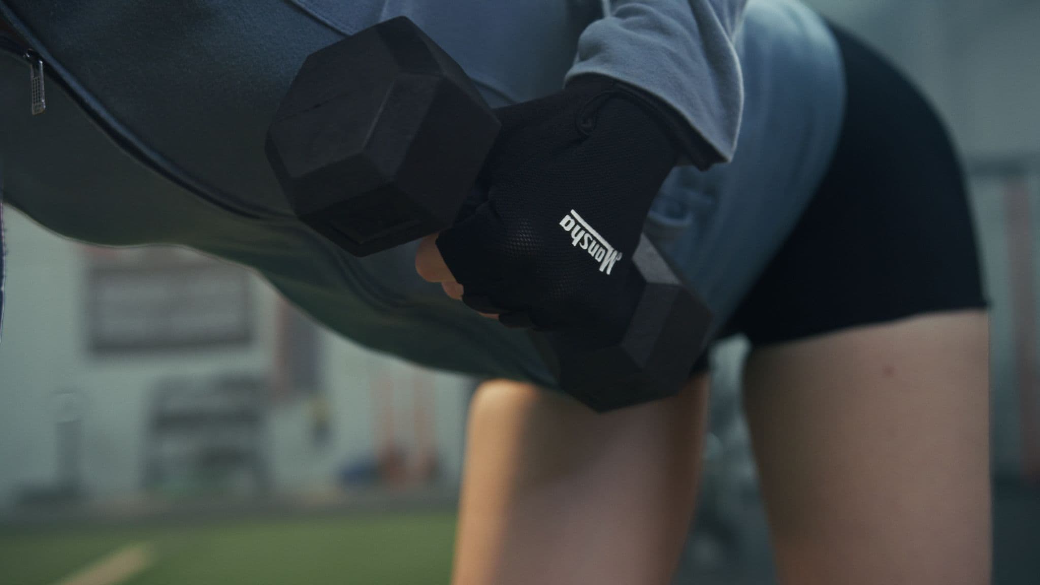 Contact illustration